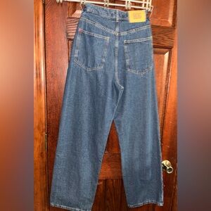 NWOT Urban Outfitters BDG high waisted 
Wide Leg Size 26, blue jeans.